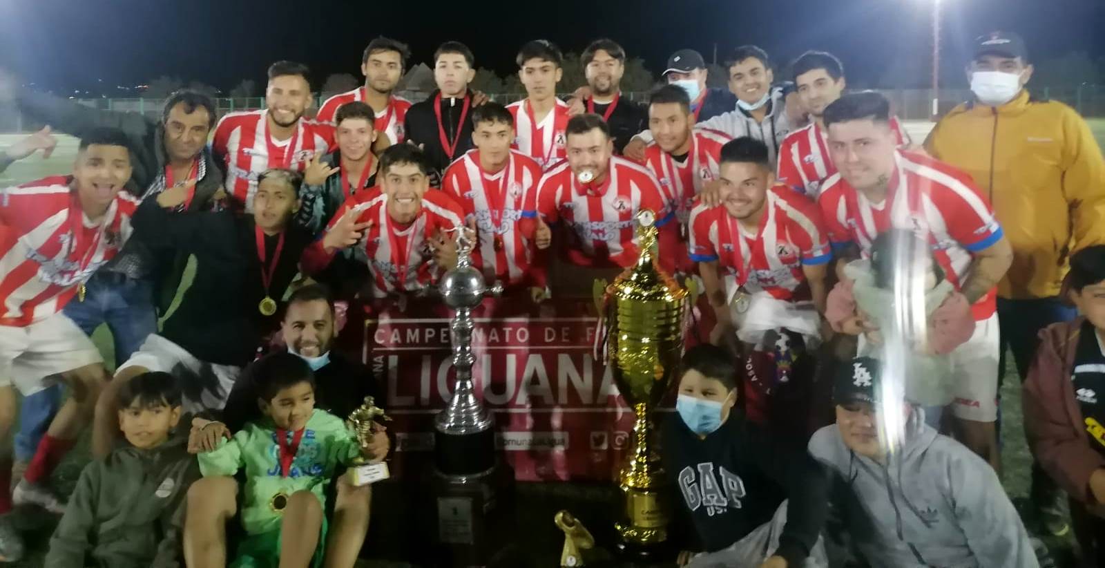 Club Deportivo “Copihues Rojos” se tituló campeón de la Semana Liguana  Masculina de Fútbol 2022 – La Ligua Noticias